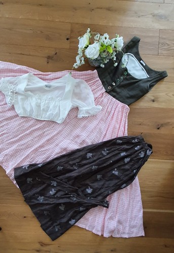 Langes dirndl der marke - langes,