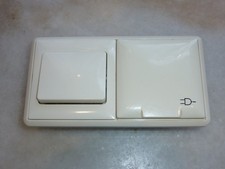 GIRA SANDARD alt cremeweiß