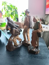 Handgeschnitzte holzfiguren - handgeschnitzte,