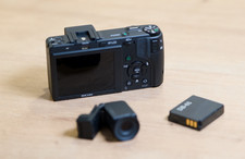 Ricoh GX200 Black 12.1