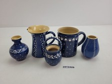 Keramik Gefäße Kannen Vasen Korb Kohren Landhaus Deko blau weiße Punkte #2512429