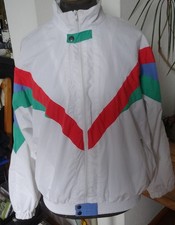 Vintage 80er Jahre Trainingsanzug, weiß mit farbigen Akzenten, Gr. M