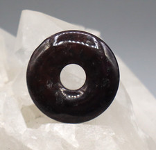 GRANAT rot Anhänger Donut ca