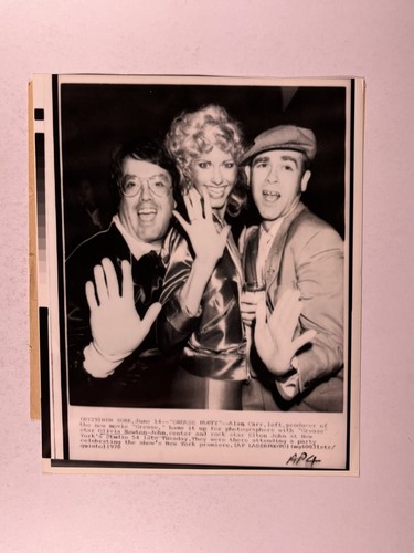 Elton john foto olivia - elton,