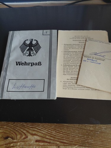 Wehrpass 1966 - bw,