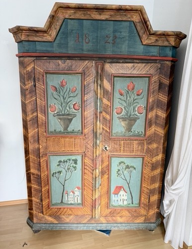 Bauernschrank aus der
