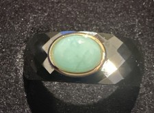 Ring, Keramik schwarz, Smaragd, Zarge Gelbgold 375, Breite  8,1mm, Gr. 59
