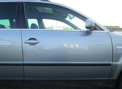 Tür vorne rechts passat - vw, 3b