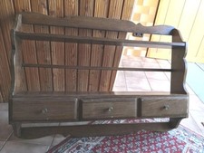 Tellerboard, Landhausstil, Vollholz   mit 3 praktischen Schubläden. 