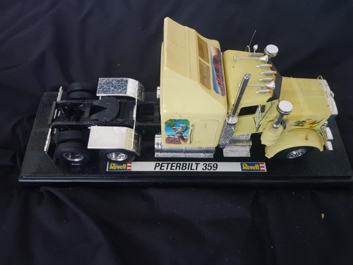Peterbilt 359 von - , revell