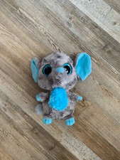 Sehr süße Glubschi Elefant