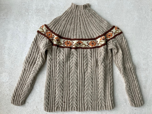 Pullover handgestrickt