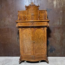 Louis Philippe Vertiko um