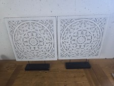 2x Orient-Deko Holzrelief auf Ständer – geschnitzt, Shabby Chic – 50x40cm