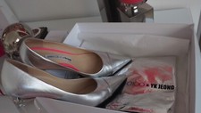 Jimmy Choo und YK Jeong spitze Pumps in silber Gr. 40,5
