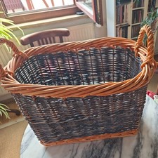 Wunderschöner ,2 farbiger ❤️Aufbewahrungskorb-Weidenkorb mit Henkel nie benutzt 