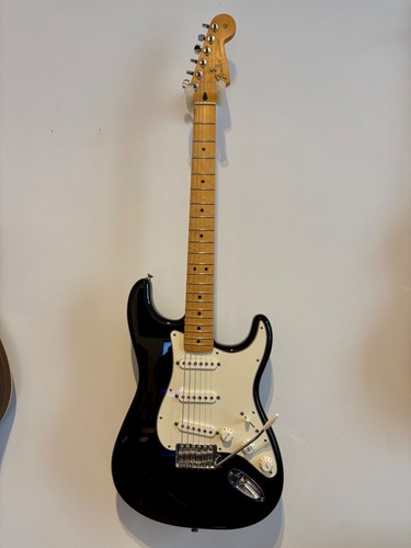 Fender stratocaster schwarz - stratocaster, in