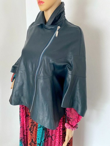 Escada luxus poncho - escada,
