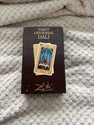 Salvador dalí tarot - salvador,