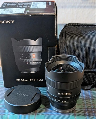 Sony 1 8 gm - 14, mm