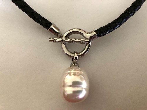 Lederhalsband mit majorica - mit,