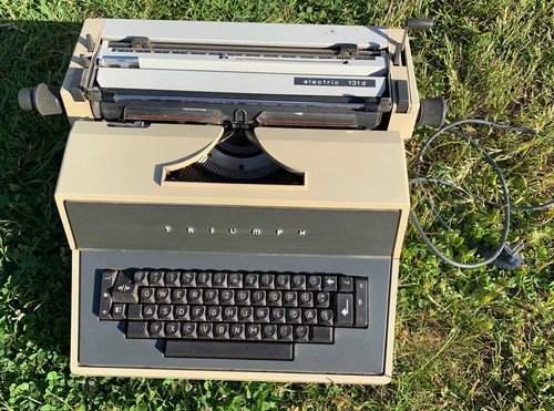 Triumph adler schreibmaschine - triumph,