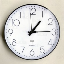 Funkuhr 30cm Wanduhr Ohne Tickgeräusche Modern Funkwanduhr Lautlos Wand Quarzuhr