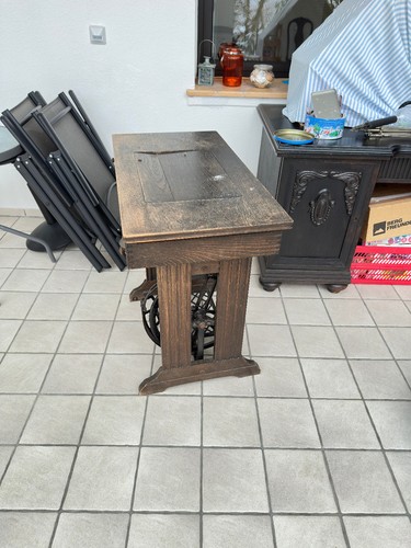 Alte nähmaschine von pfaff - nähmaschine,