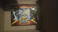Shining Fates Pikachu V Neu &