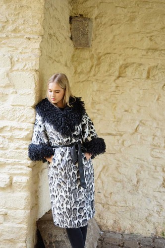 Leopard print faux fur - leopard,