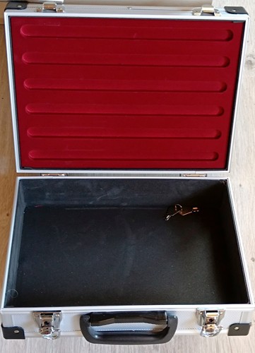 Münzkoffer alu ohne tableaus - alu,