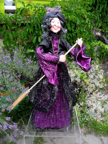 Hexe kräuterhexe figur - ,