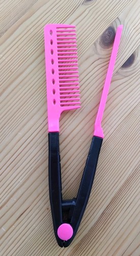 Kamm haare schneiden pink - haare,