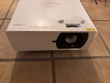 Viewsonic LS800HD Projektor Beamer FullHD 5000 Lumen OVP NEU