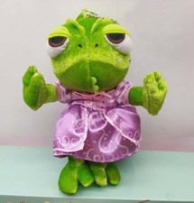Disney STORE RAPUNZEL Pascal