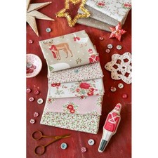 Tilda Merry Little Christmas  Fat Quarter Bundle Cream 5 x 50  x 55 cm
