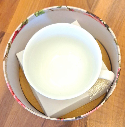 Tasse mit untertasse porzellan - untertasse,
