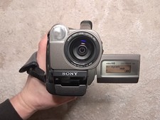 Sony Handycam CCD-TRV67E Video