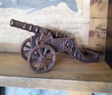 DEKO KANONE LAFETTE GUSSEISEN