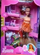 Laura - Anziehpuppe von Tiger