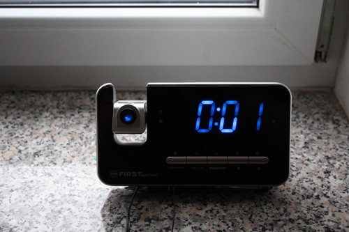 Digitalwecker/Projektionswecke