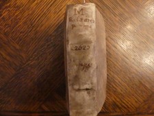 Antikes religiöses Buch –