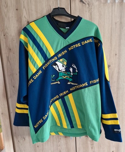 Vintage notre dame - vintage, fighting
