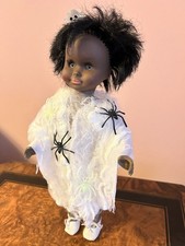 Halloween Grusel Deko Sebino  Puppe als Gespenst  mit Gruselspinnen ca. 34 cm