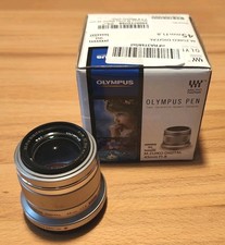 Olympus M.Zuiko Digital ED 45mm F/1.8, silber, Micro Four Thirds. Top Zustand!