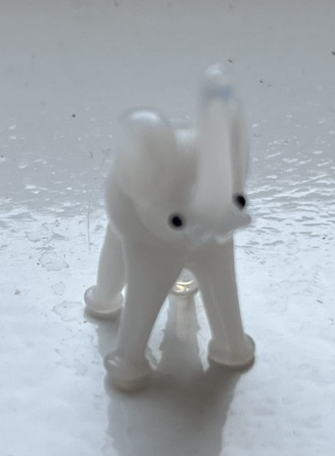 Elefant aus glas weiß - 1,