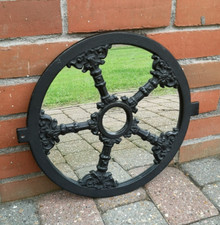 altes verspiegeltes Gründerzeit Gusseisen Giebelfenster - antiker Wandspiegel