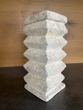 Steinsäule 30cm hoch, 12x 12cm Grundfläche