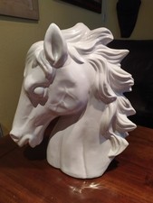 Pferdekopf Pferdeskulptur