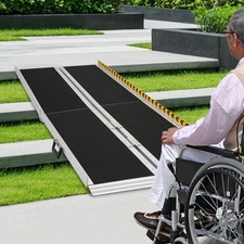 Tragbare Rollstuhlrampe mit
